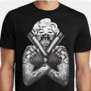 Keya unisex Small Black T